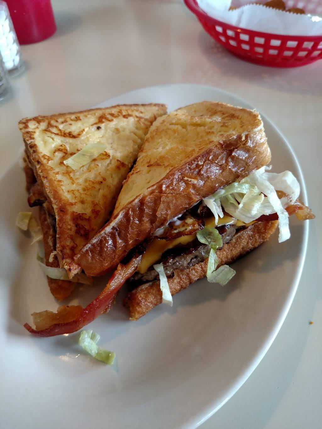 Midway Oh Boy Restaurant | restaurant | 6620 Lake Ave, Elyria, OH 44035, USA | 4403243711 OR +1 440-324-3711