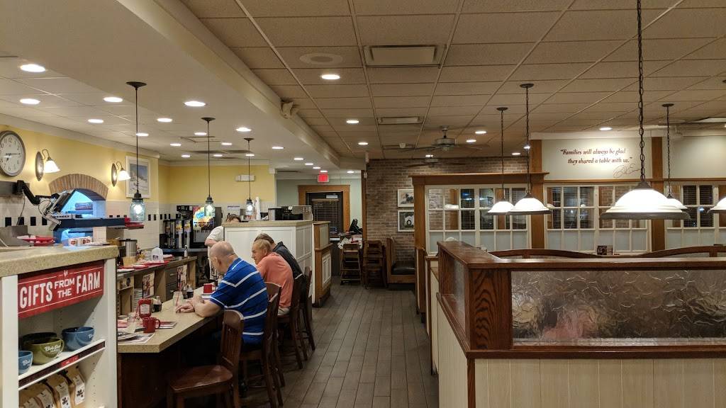 Bob Evans | meal takeaway | 43700 US-27, Davenport, FL 33837, USA | 8634241500 OR +1 863-424-1500