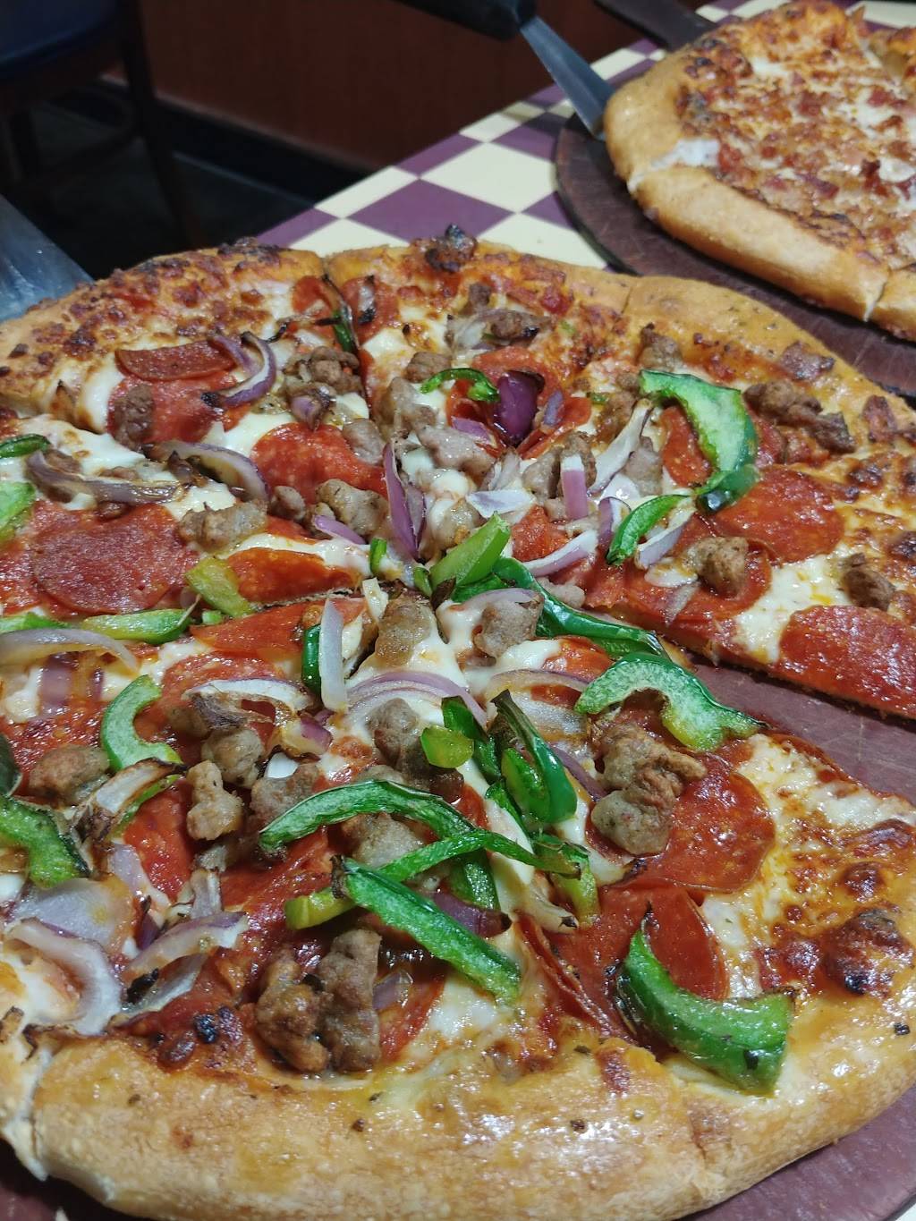 Pizza Hut | meal takeaway | 5100 Williamsburg Rd, Richmond, VA 23231, USA | 8042226840 OR +1 804-222-6840