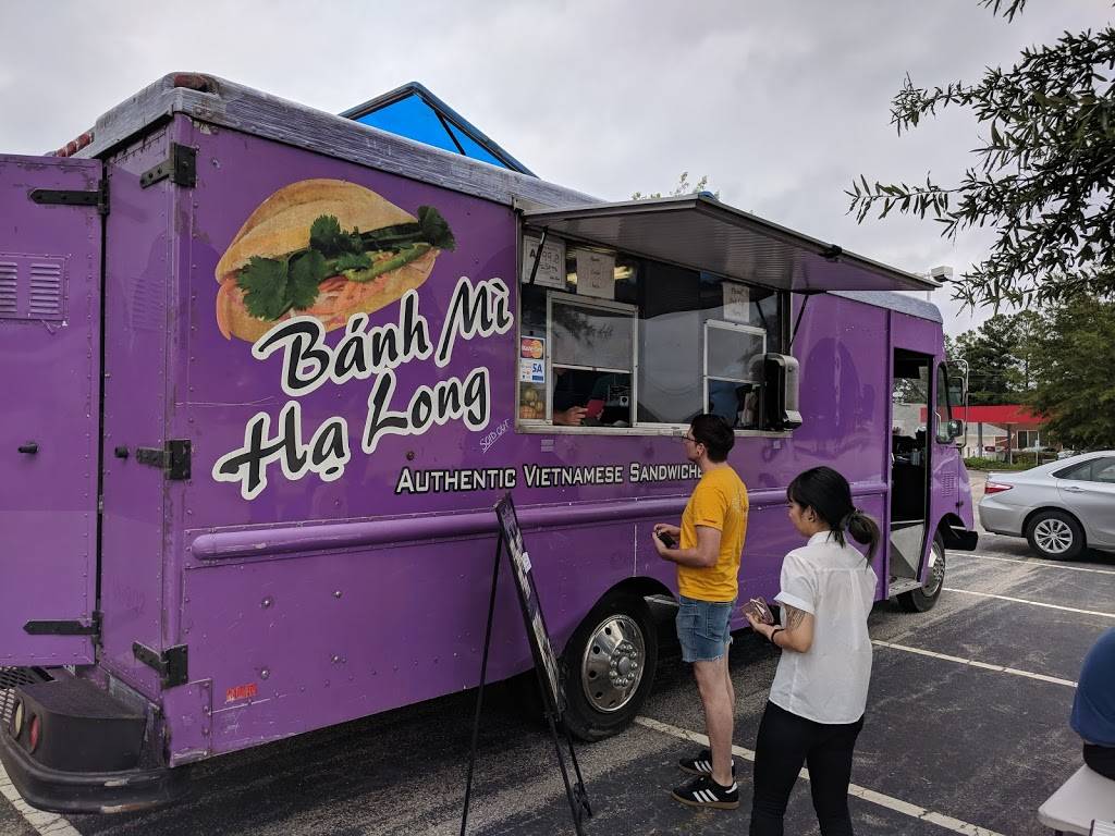 Banh Mi Ha Long | restaurant | 1300 Buck Jones Rd, Raleigh, NC 27606, USA | 9198071303 OR +1 919-807-1303