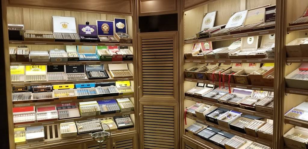 Rockin Cigar Bar & Grill @ Thunderbird | restaurant | 6404 N Mesa St, El Paso, TX 79912, USA | 9157594159 OR +1 915-759-4159