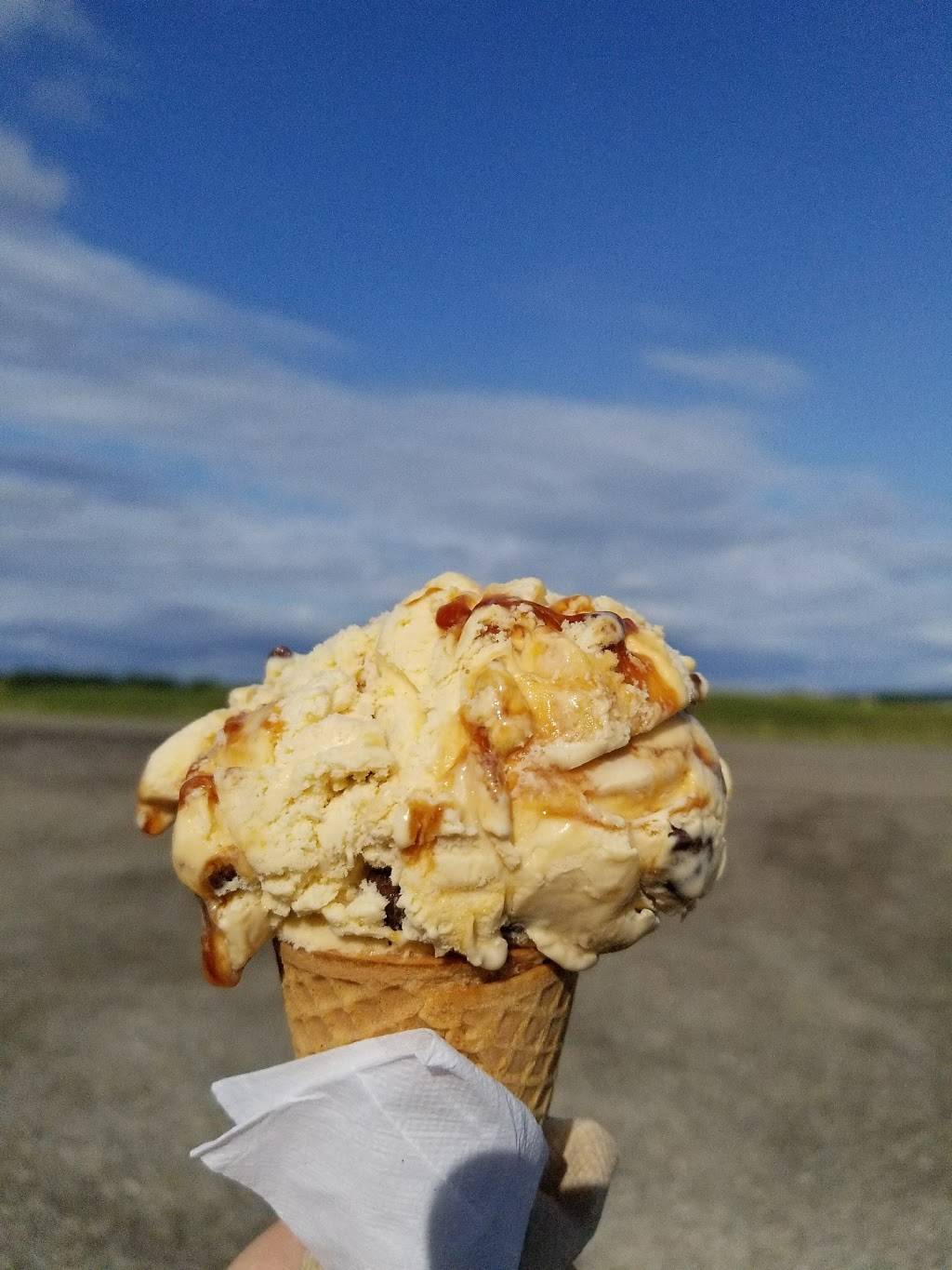 Racers Restaurant | restaurant | 8397 US-62, South Dayton, NY 14138, USA | 7169883301 OR +1 716-988-3301