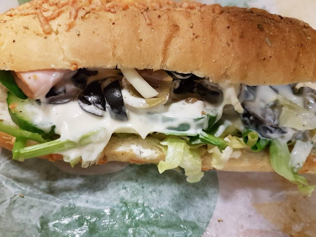 Subway | restaurant | 7777 Keele St, Concord, ON L4K 1Y7, Canada | 9056609256 OR +1 905-660-9256
