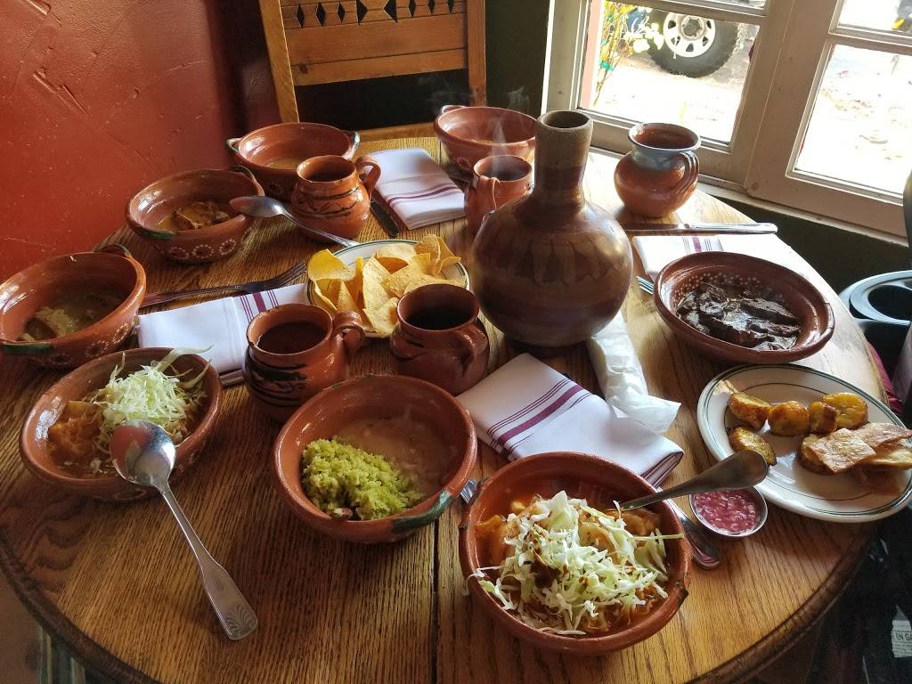 Los Moles Hecho En Casa | restaurant | 912 Lincoln Ave, San Rafael, CA 94901, USA | 4154535850 OR +1 415-453-5850