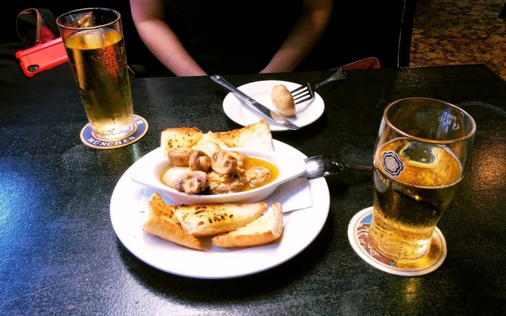 The Olde Ship | restaurant | 1120 W 17th St, Santa Ana, CA 92706, USA | 7145506700 OR +1 714-550-6700