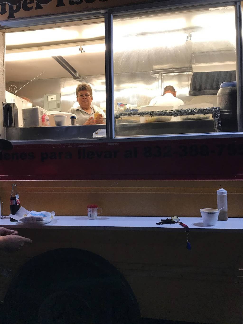 Super Taco Villarreal | restaurant | 7802 Avenue B, Houston, TX 77012, USA | 8323887556 OR +1 832-388-7556