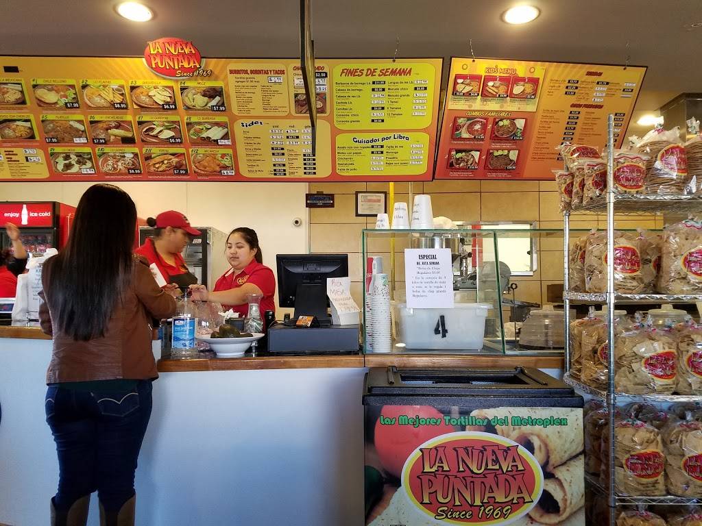 La Nueva Puntada | restaurant | 317 E Pioneer Pkwy, Grand Prairie, TX 75051, USA | 9722662332 OR +1 972-266-2332