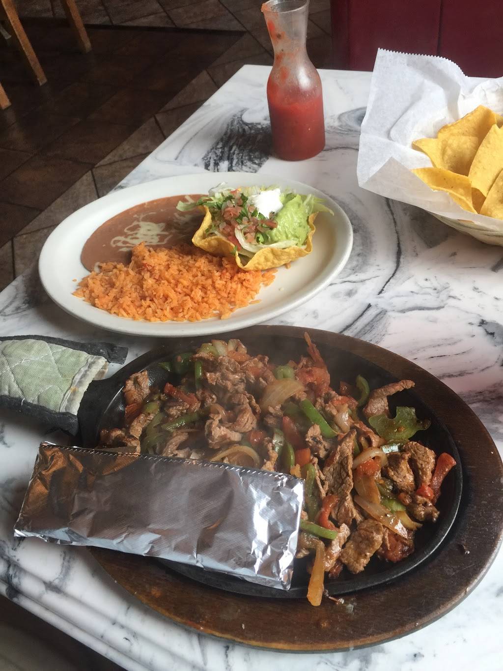 El VALLARTA MEXICAN RESTAURANT | restaurant | 212 S Front St, Greenfield, TN 38230, USA | 7312350084 OR +1 731-235-0084