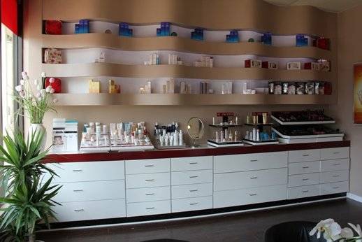 Skin Station, Yonkers | restaurant | 2500 Central Park Ave, Yonkers, NY 10710, USA | 9143953260 OR +1 914-395-3260