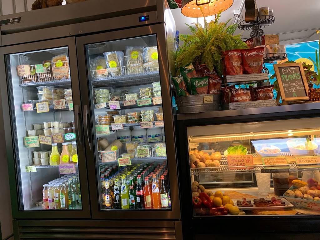 Chef Tanyas Kitchen | restaurant | 706 S Eugene Rd, Palm Springs, CA 92264, USA | 7608329007 OR +1 760-832-9007