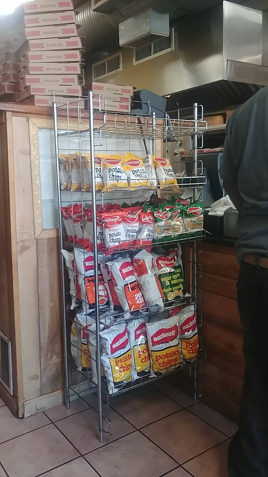 MAKs Roast Beef & Pizza | meal takeaway | 35 Revere St, Revere, MA 02151, USA | 7818532900 OR +1 781-853-2900