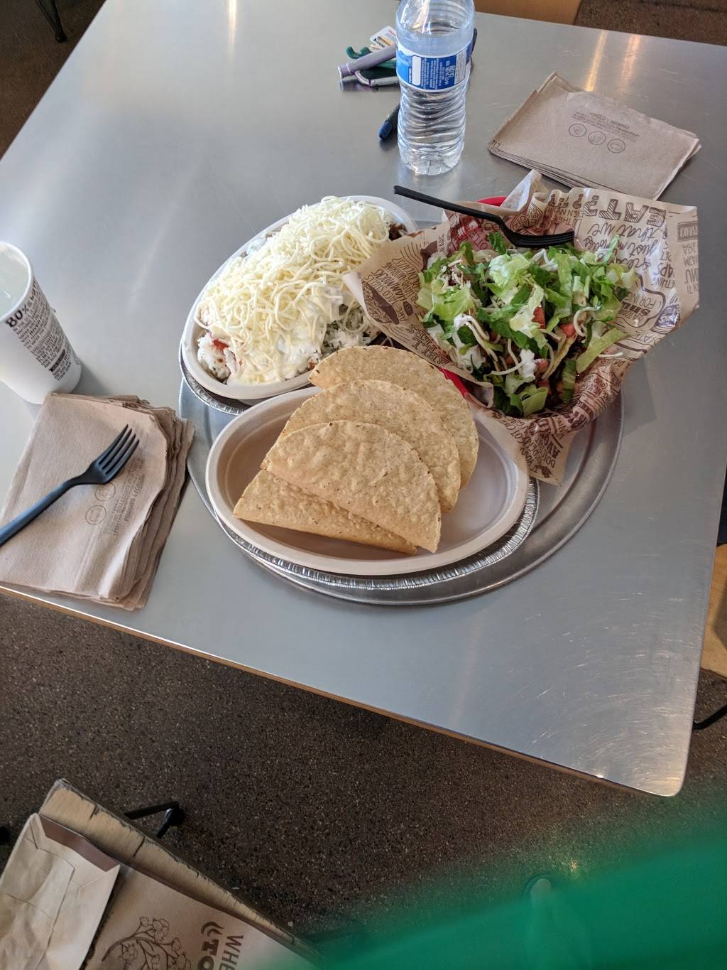 Chipotle Mexican Grill | restaurant | 9925 W McDowell Rd Ste 101, Avondale, AZ 85392, USA | 6239071122 OR +1 623-907-1122