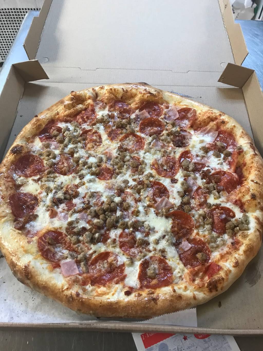 Triple Pizza & Pasta | meal delivery | 5667 Vineland Rd, Orlando, FL 32819, USA | 4073455490 OR +1 407-345-5490