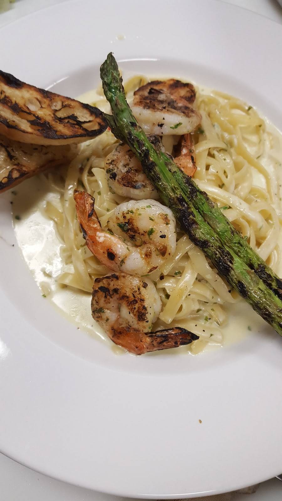 Noujaims Food & Catering | restaurant | 436 Main St, Winsted, CT 06098, USA | 8603790559 OR +1 860-379-0559