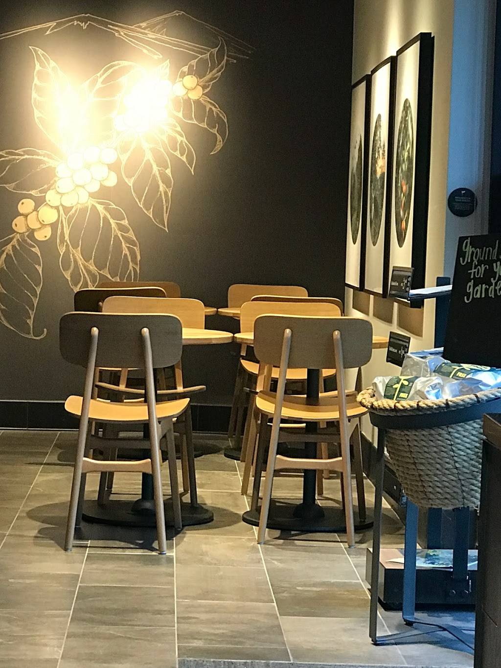 Starbucks | cafe | 13304 W Colonial Dr, Winter Garden, FL 34787, USA | 4078772001 OR +1 407-877-2001