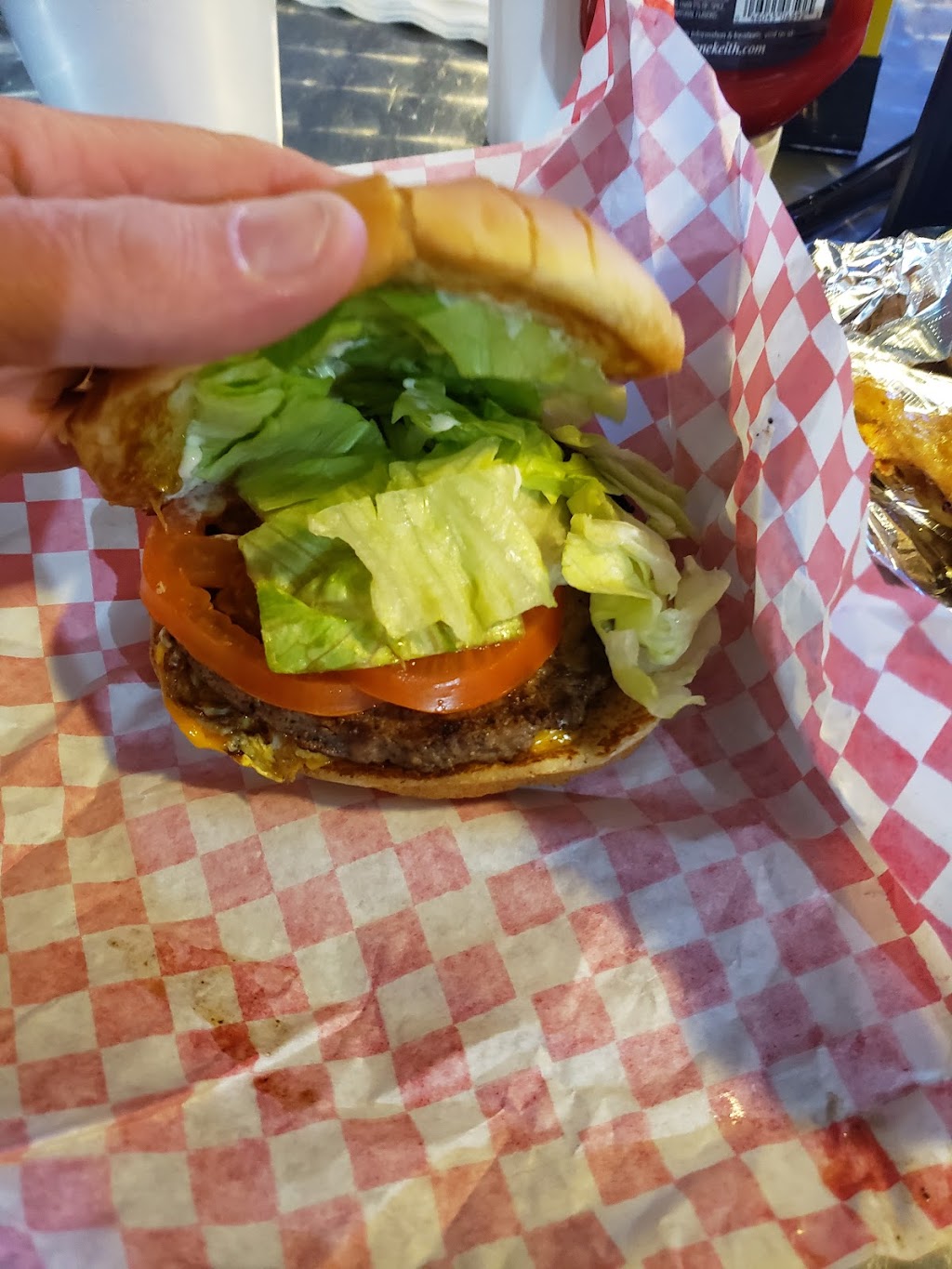 Studebakers Cafe & Grill | cafe | 409 E Commerce St, Brownwood, TX 76801, USA | 3256438090 OR +1 325-643-8090