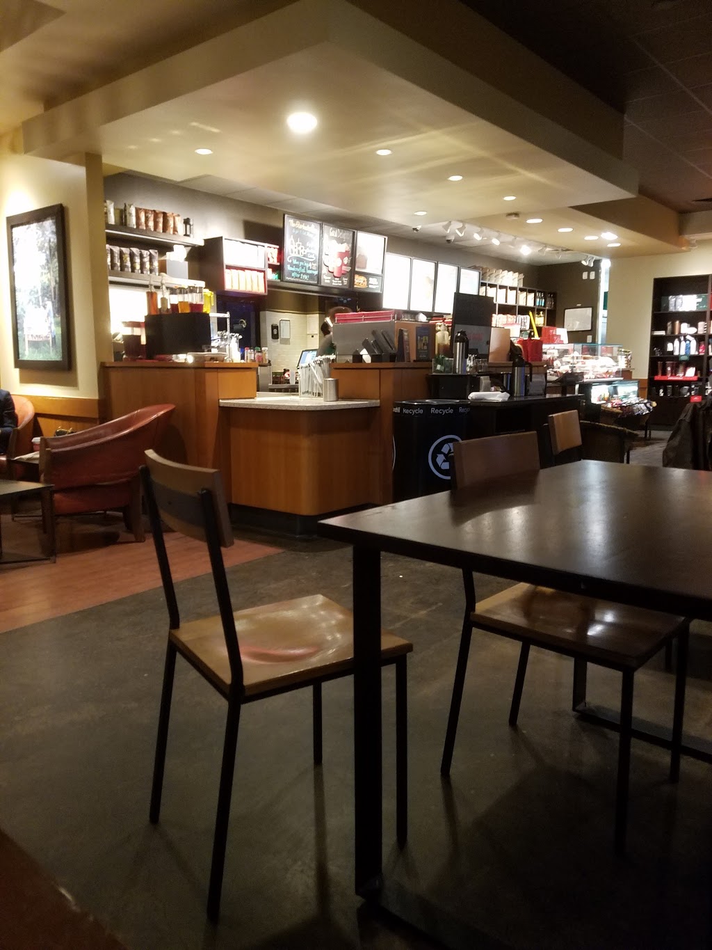 Starbucks | cafe | 14128 Manchester Rd, Manchester, MO 63011, USA | 6363949918 OR +1 636-394-9918