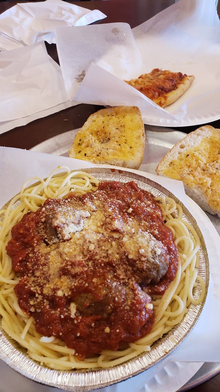 Burtuccis NY Pizza | restaurant | 7101 Yorktown Ave, Huntington Beach, CA 92648, USA | 7143747678 OR +1 714-374-7678