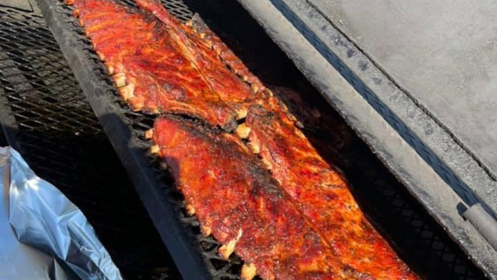 Granny Boyz BBQ | restaurant | 613 Range Ln, Cahokia, IL 62206, USA | 6184068078 OR +1 618-406-8078