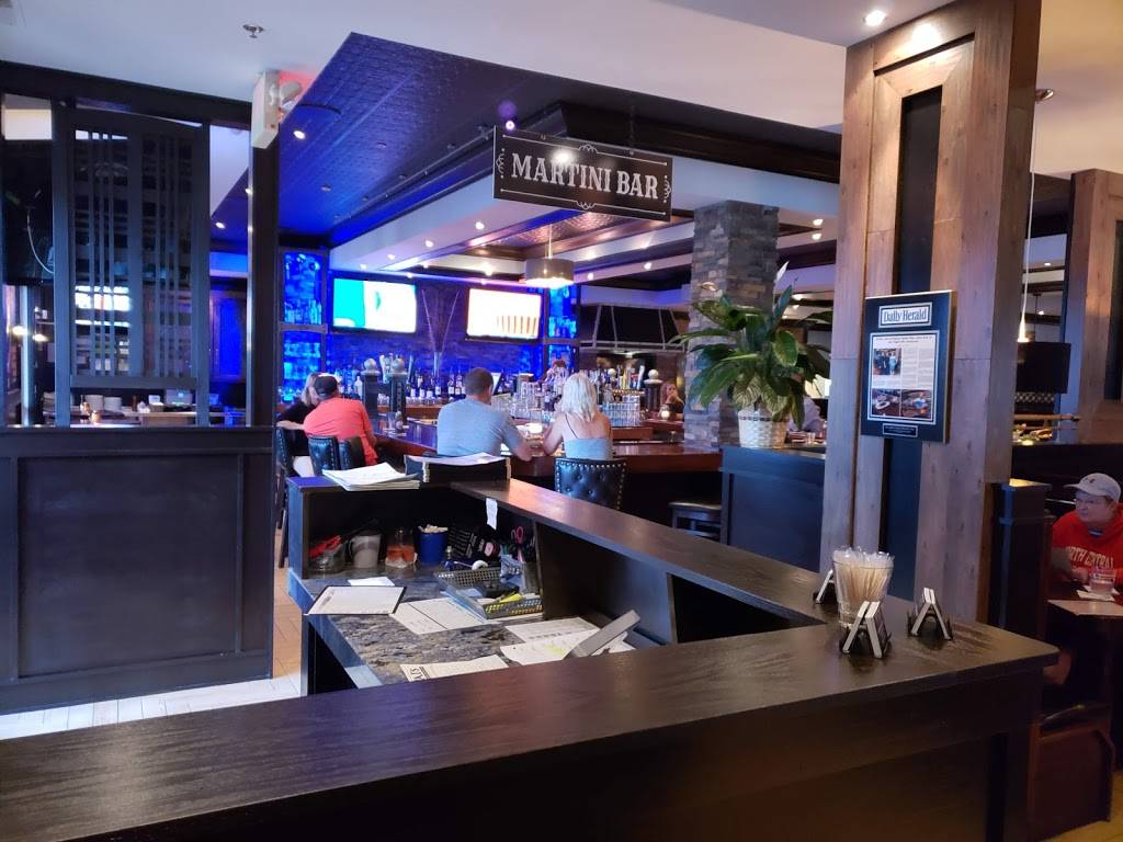 VAIs Italian Inspired Restaurant Kitchen + Bar | restaurant | 916 IL-59, Naperville, IL 60540, USA | 6304535200 OR +1 630-453-5200