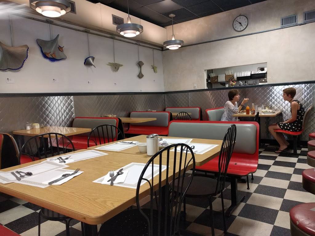 Amys Place | restaurant | 3234 Main St, Buffalo, NY 14214, USA | 7168326666 OR +1 716-832-6666