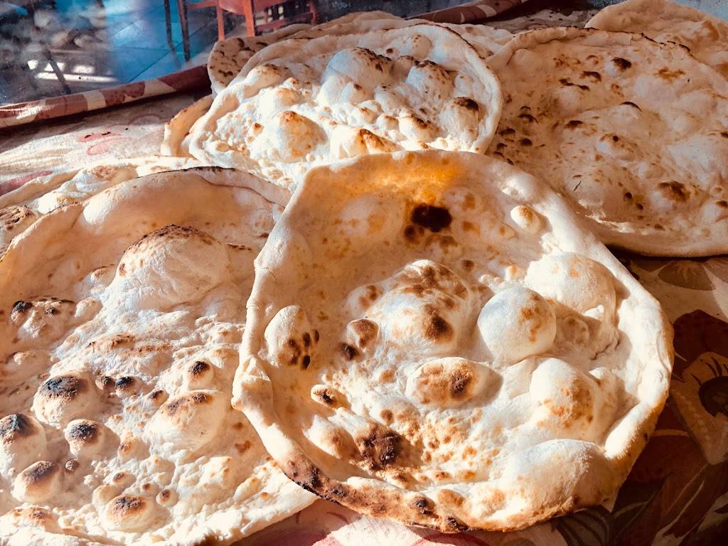 Sinbads Restaurant | restaurant | 3544 W Glendale Ave, Phoenix, AZ 85051, USA | 6022425555 OR +1 602-242-5555