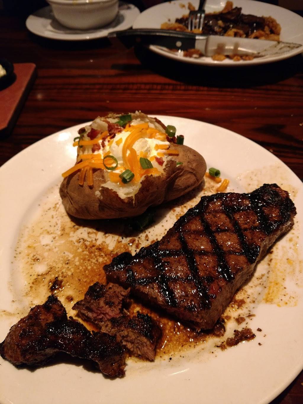 LongHorn Steakhouse | meal takeaway | 2280 N Roan St, Johnson City, TN 37601, USA | 4232326021 OR +1 423-232-6021