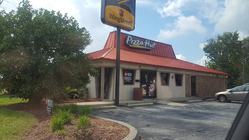 Pizza Hut | restaurant | 7620 S Meridian St, Indianapolis, IN 46217, USA | 3178897676 OR +1 317-889-7676