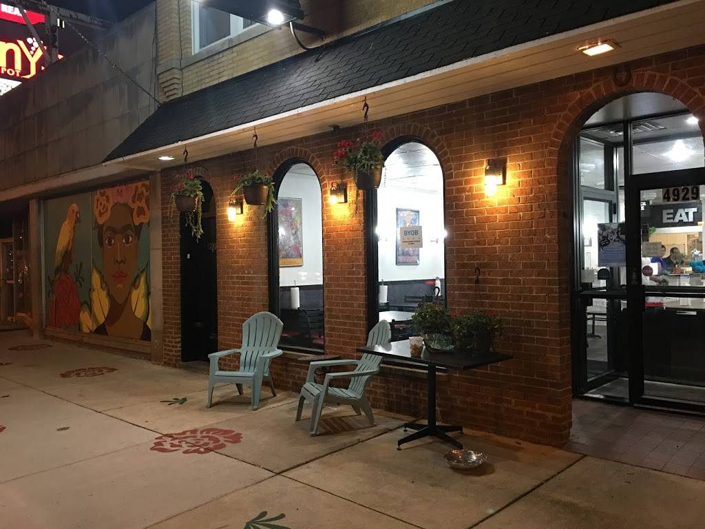 Tatas Tacos | restaurant | 4929 W Irving Park Rd, Chicago, IL 60641, USA | 7736856002 OR +1 773-685-6002