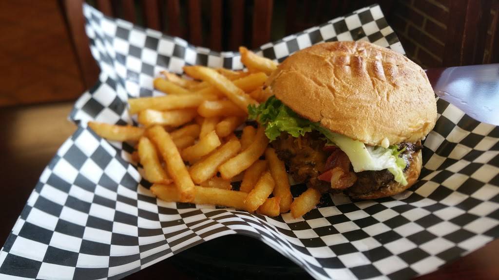 Pink Salt Restaurant | meal takeaway | 6082 St Augustine Rd, Jacksonville, FL 32217, USA | 9045134548 OR +1 904-513-4548