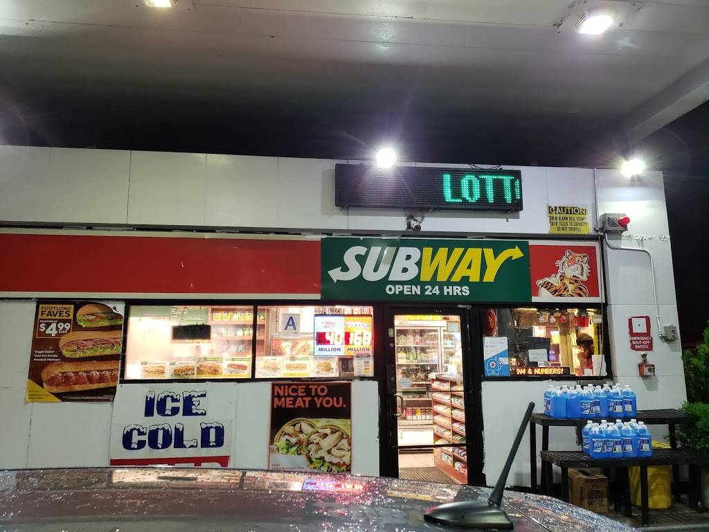 Subway Restaurants | restaurant | 147-21 Liberty Ave, Jamaica, NY 11435, USA | 7182620658 OR +1 718-262-0658