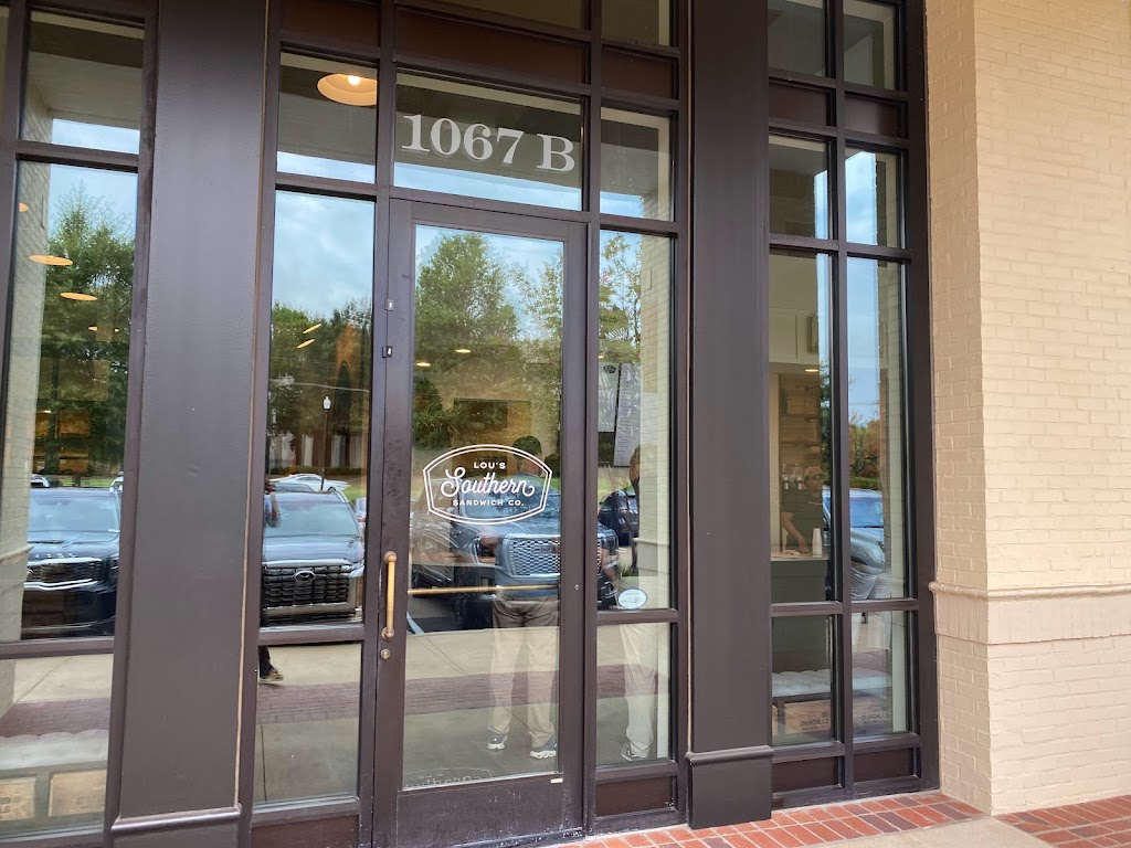 Lou’s Southern Sandwich Co | restaurant | 1067 Highland Colony Pkwy, Ridgeland, MS 39157, USA | 6019524494 OR +1 601-952-4494