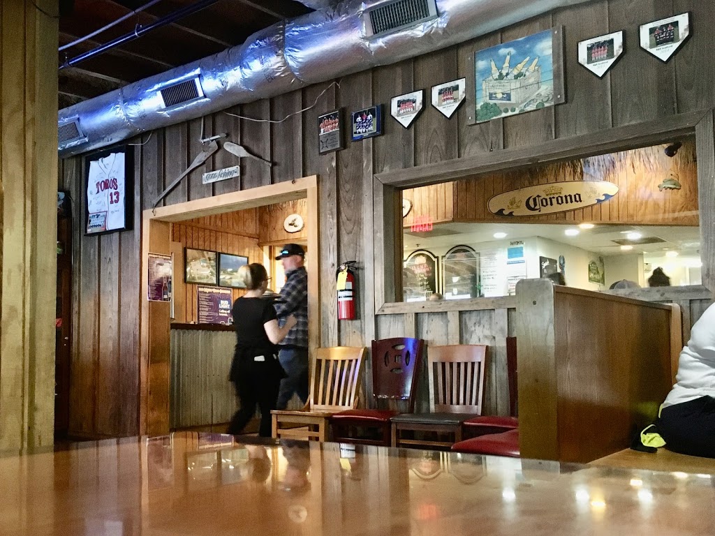 R and R Seafood | restaurant | 1477 Battleship Pkwy, Spanish Fort, AL 36527, USA | 2516218366 OR +1 251-621-8366