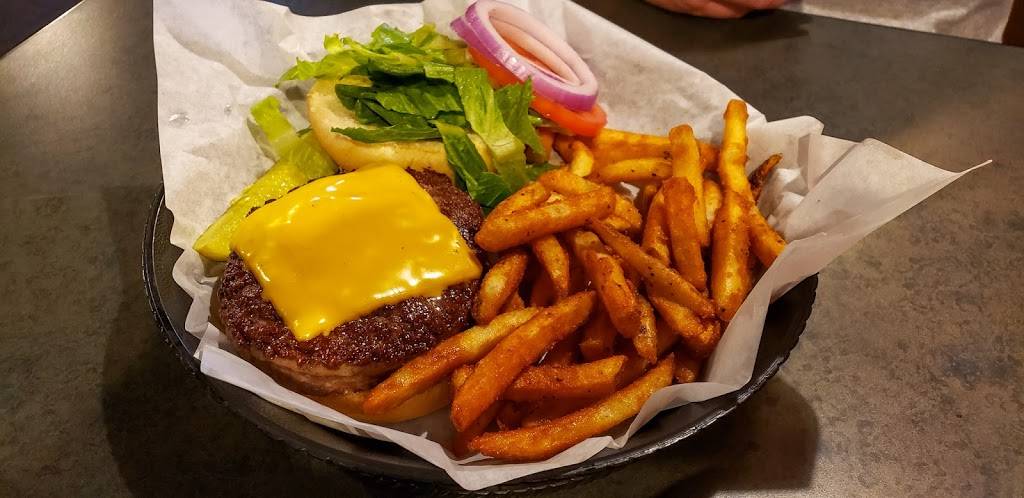 Grub Brothers Eatery & Little Brown Jug | restaurant | 156 W Main St, Washington, NC 27889, USA | 2529404782 OR +1 252-940-4782