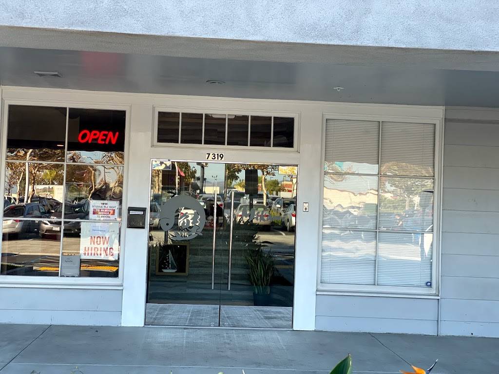 Mikami Revolving Sushi | restaurant | 7319 Clairemont Mesa Blvd, San Diego, CA 92111, USA | 8582782166 OR +1 858-278-2166