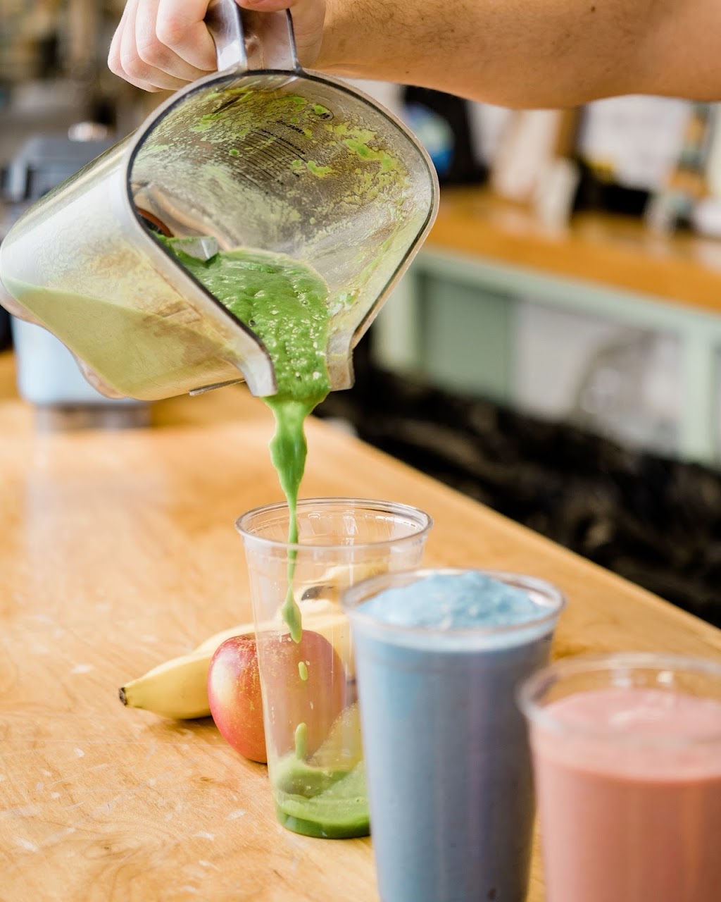 Troys Fresh Kitchen Express | restaurant | 11 Manchester Rd, Derry, NH 03038, USA | 6035523959 OR +1 603-552-3959