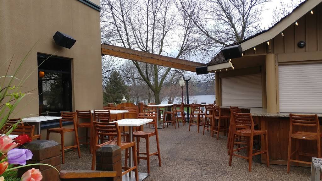 Pier 500 | restaurant | 500 1st St, Hudson, WI 54016, USA | 7153865504 OR +1 715-386-5504