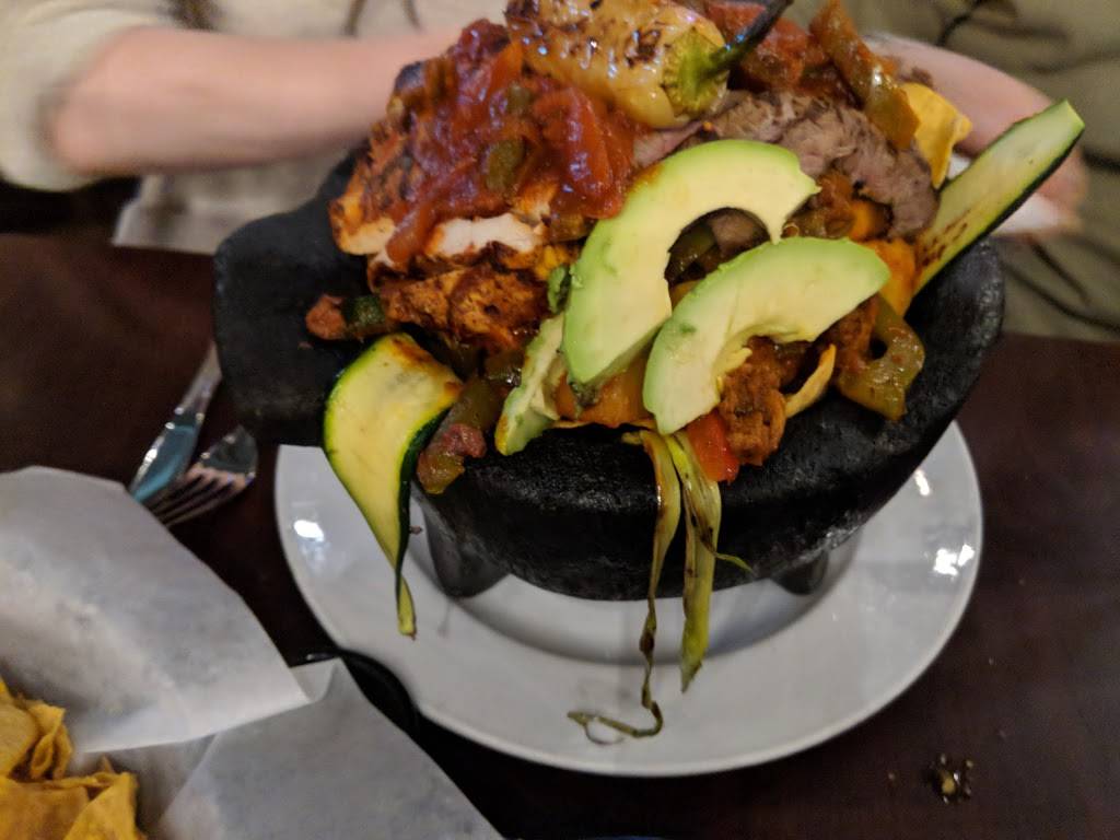 Favelas Fusion | restaurant | 1500 Oliver Rd, Fairfield, CA 94534, USA | 7074218484 OR +1 707-421-8484