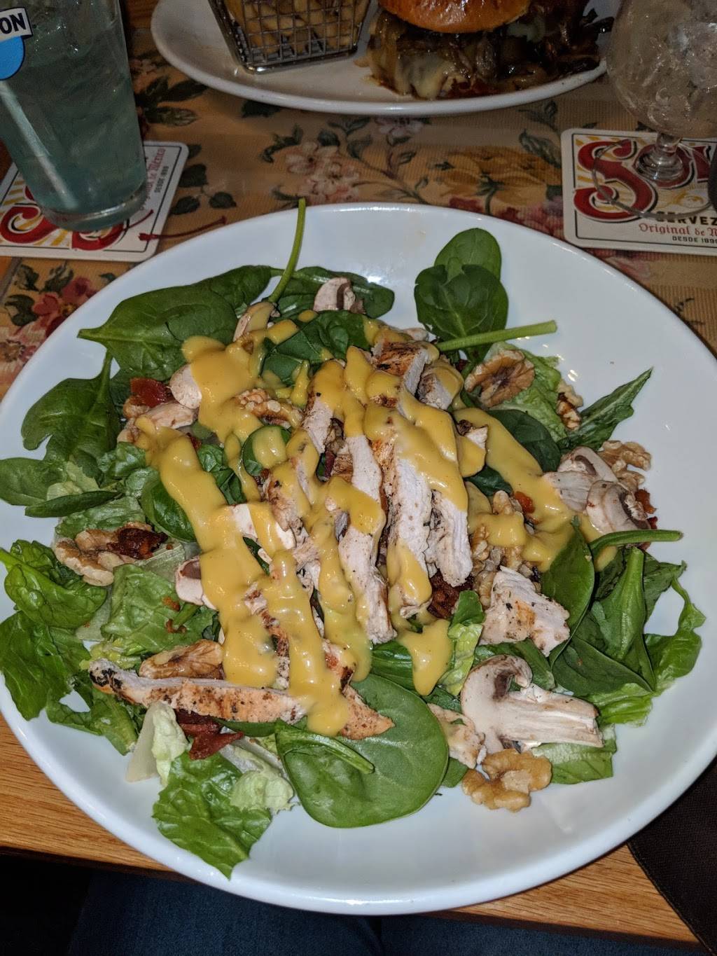 Freestones City Grill | restaurant | 41 William St, New Bedford, MA 02740, USA | 5089937477 OR +1 508-993-7477