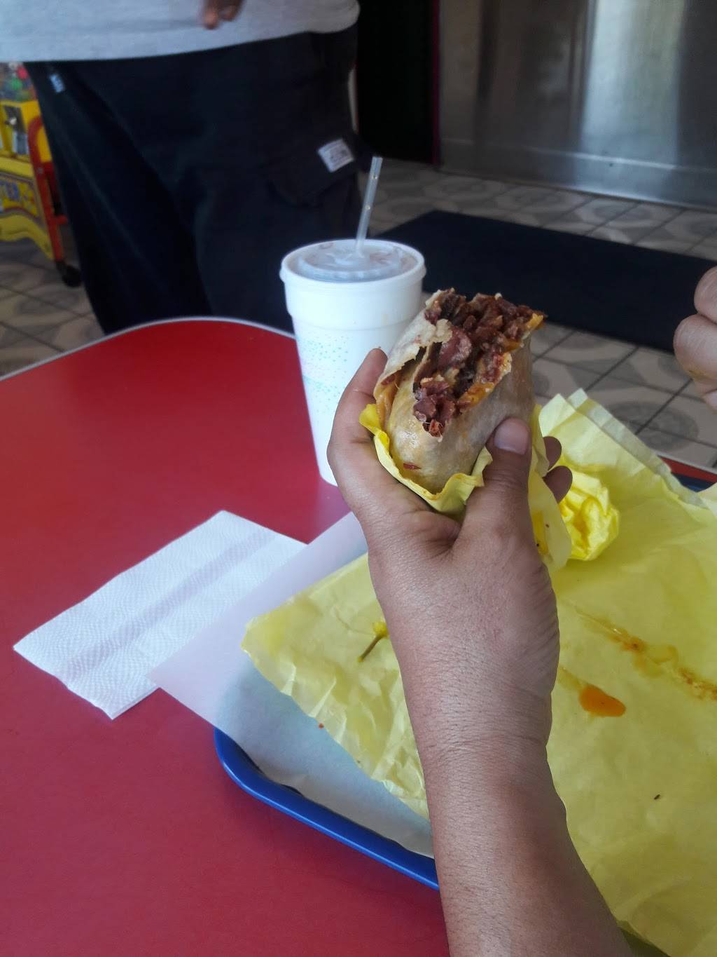 Tams Burgers | restaurant | 4419 Normandie Ave #20, Los Angeles, CA 90037, USA | 3232909821 OR +1 323-290-9821