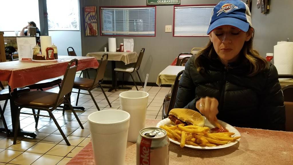 DJS BBQ | restaurant | 204 N Ash St, Luther, OK 73054, USA | 4052775025 OR +1 405-277-5025