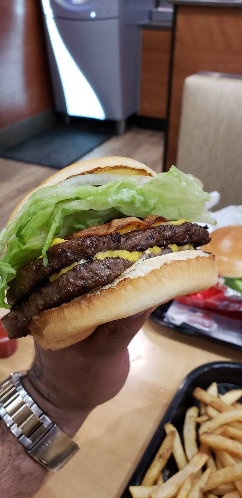 Wendys | restaurant | 15130 Aldine Westfield Rd, Houston, TX 77032, USA | 2815793537 OR +1 281-579-3537