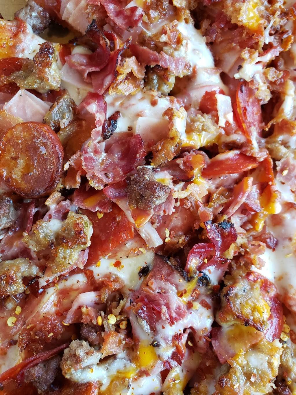 Treasure Cove Pizza | restaurant | 90 State Hwy 20, Upper Lake, CA 95485, USA | 7072752551 OR +1 707-275-2551