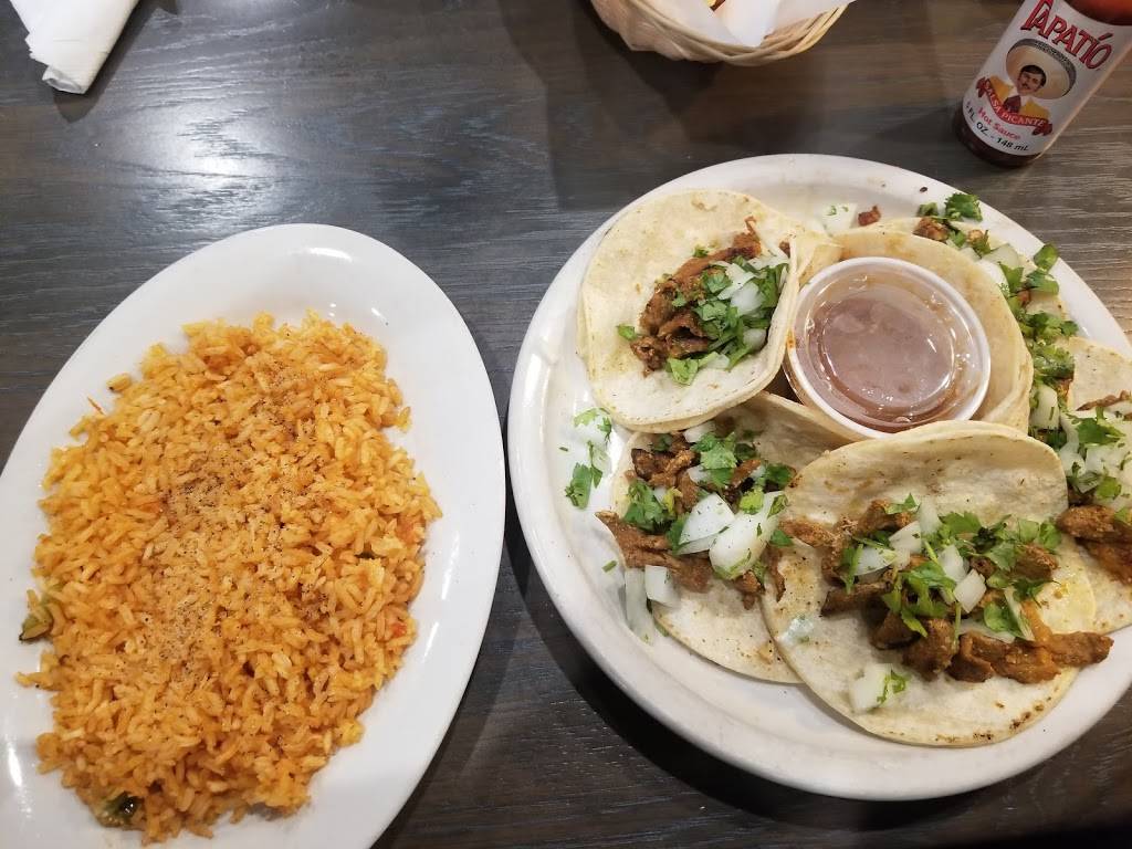 La Palma Mexican Grill | restaurant | 60 W Jackson St, Millersburg, OH 44654, USA | 3306749855 OR +1 330-674-9855