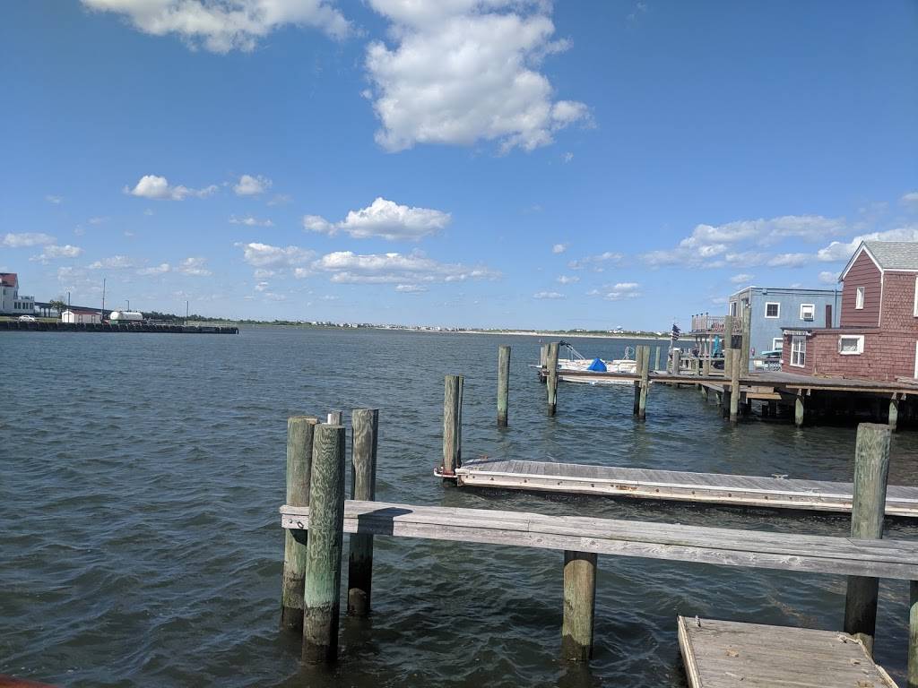 Sirens Bar and Grill | restaurant | 447 Carson Ave, Atlantic City, NJ 08401, USA | 6096748406 OR +1 609-674-8406