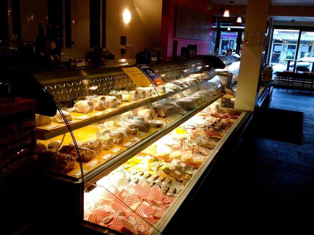 La Queue De Cochon | restaurant | 6400 Rue St-Hubert, Montréal, QC H2S 2M2, Canada | 5145272252 OR +1 514-527-2252