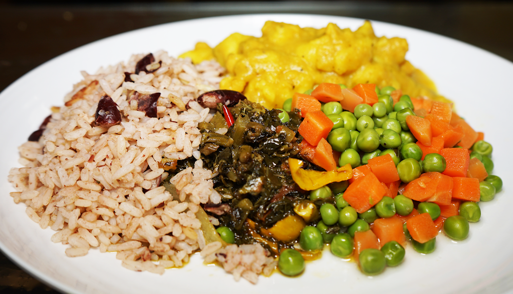 McKoys Caribbean Fusion | restaurant | 950 Southdown Rd, Mississauga, ON L5J 2Y4, Canada | 9058559773 OR +1 905-855-9773