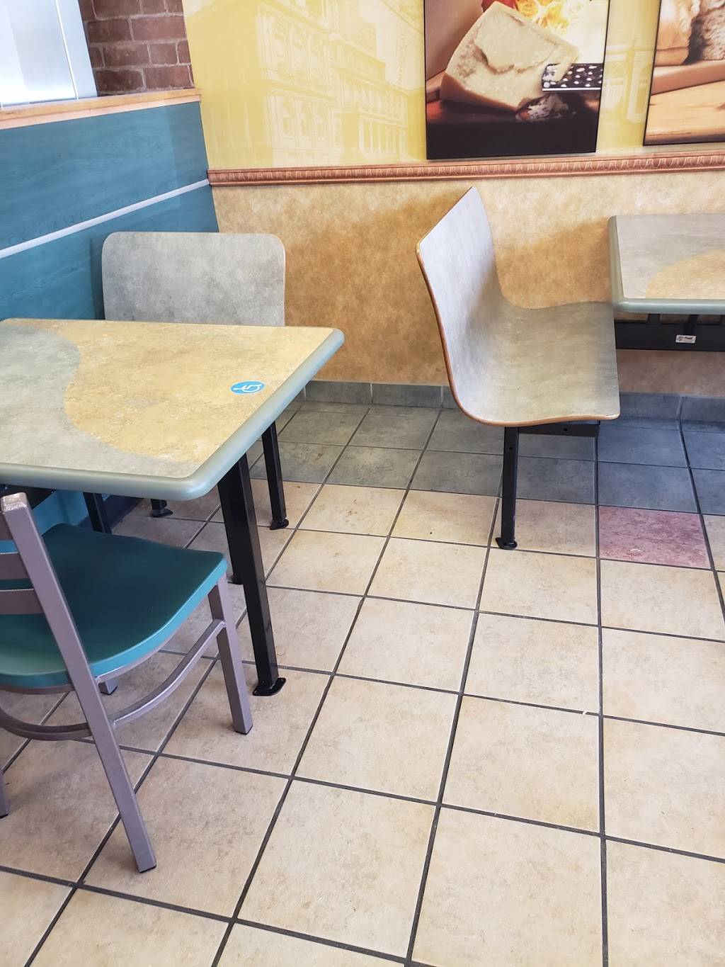 Subway | restaurant | 34 W Square Lake Rd, Troy, MI 48098, USA | 2488287877 OR +1 248-828-7877