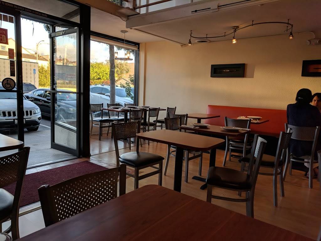 Spice Me Thai Cuisine | restaurant | 500 Purissima St, Half Moon Bay, CA 94019, USA | 6505600076 OR +1 650-560-0076