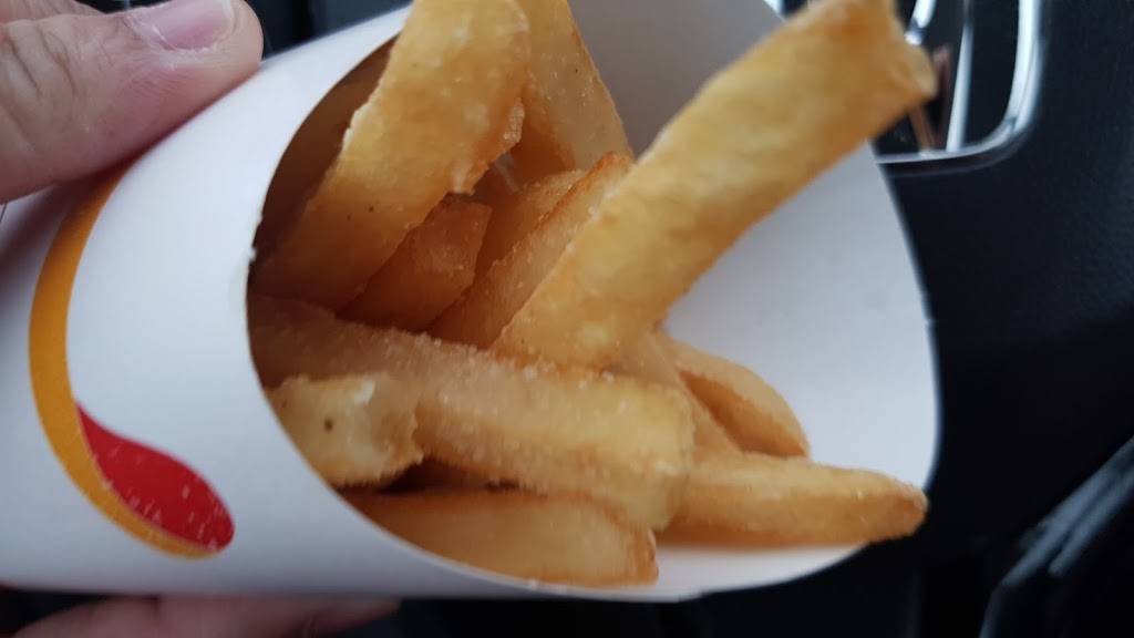 Burger King | restaurant | 930 Pembroke St E, Pembroke, ON K8A 3M3, Canada | 6137350004 OR +1 613-735-0004